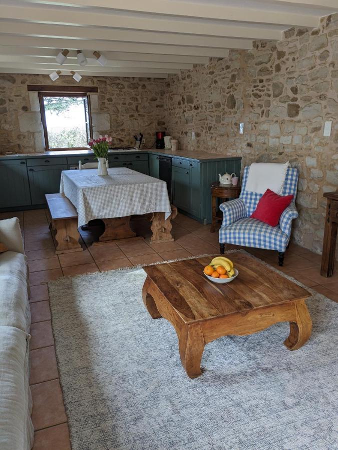 3 Self-Contained Gites With Pool And Games Room Saint-Georges-de-Noisné Kültér fotó