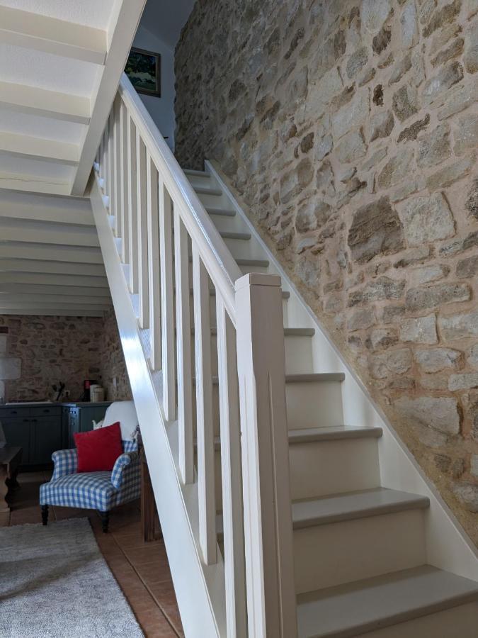 3 Self-Contained Gites With Pool And Games Room Saint-Georges-de-Noisné Kültér fotó